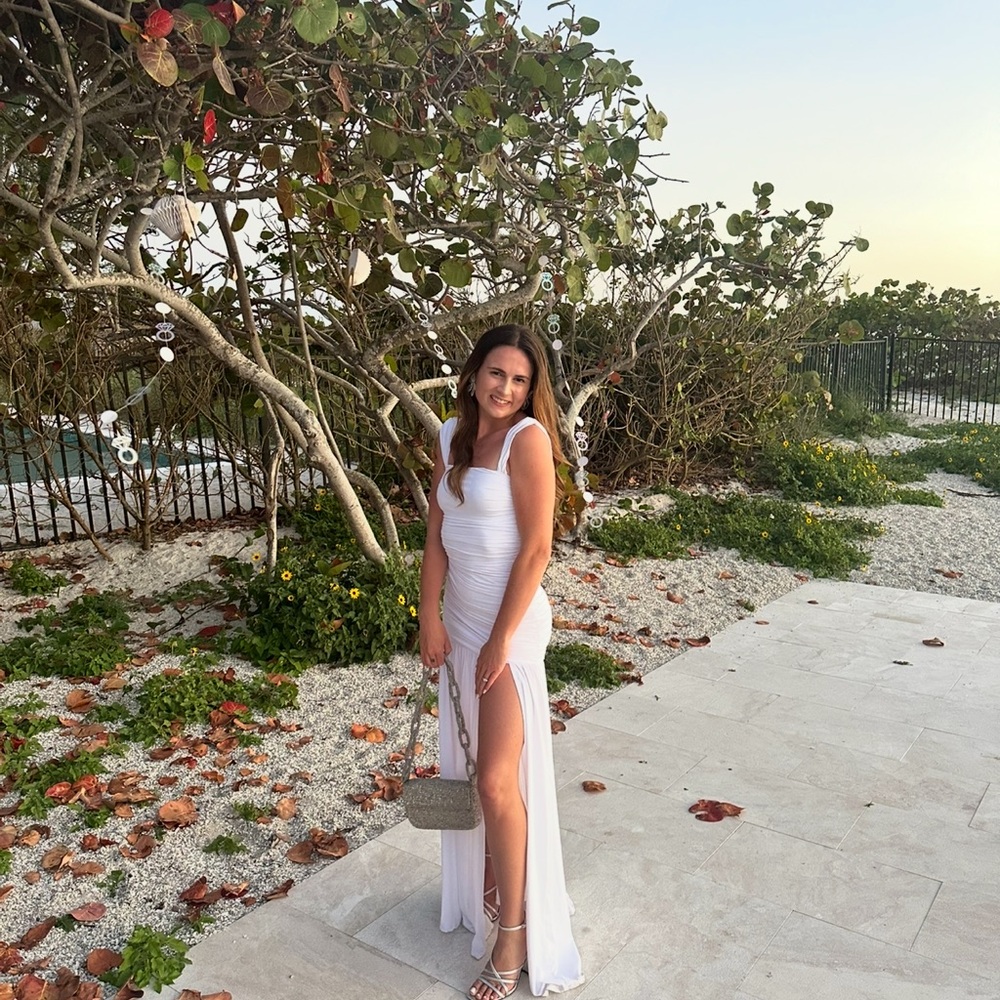 Chic White Maxi Dress - Picture 5 of 5